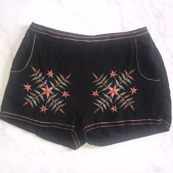 American Eagle Outfitters Pants - American Eagle Embroidered Shorts